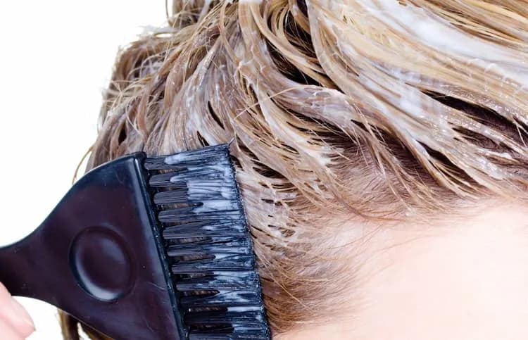 Czy farba do włosów zabija wszy? Oto prawda, która zaskakuje