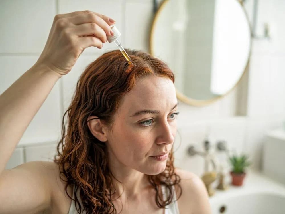 Jak stosować wcierkę do włosów, aby uzyskać najlepsze rezultaty