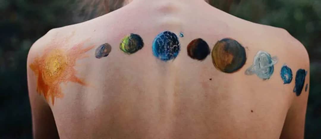 Układ słoneczny tatuaż znaczenie – odkryj ukryte symbole planet