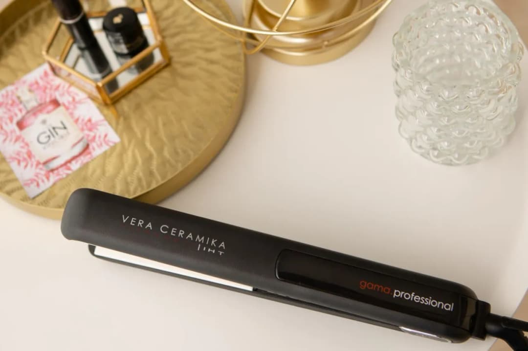 Prostownica parowa czy niszczy włosy? Odkryj prawdę o ich wpływie Prostownica parowa czy niszczy włosy? Odkryj prawdę o ich wpływie