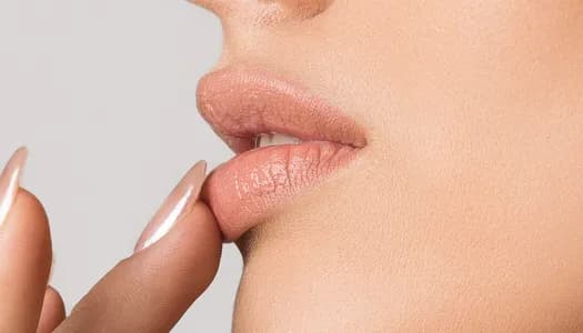 Czy można pić alkohol po makijażu permanentnym? Oto co musisz wiedzieć